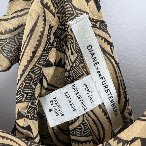 Diane Von Furstenberg 100% Silk Tank Blouse Size 8 Black Tan - Picture 4 of 5